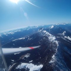 Flugwegposition um 14:07:45: Aufgenommen in der Nähe von Gemeinde Kirchbach, Österreich in 2529 Meter